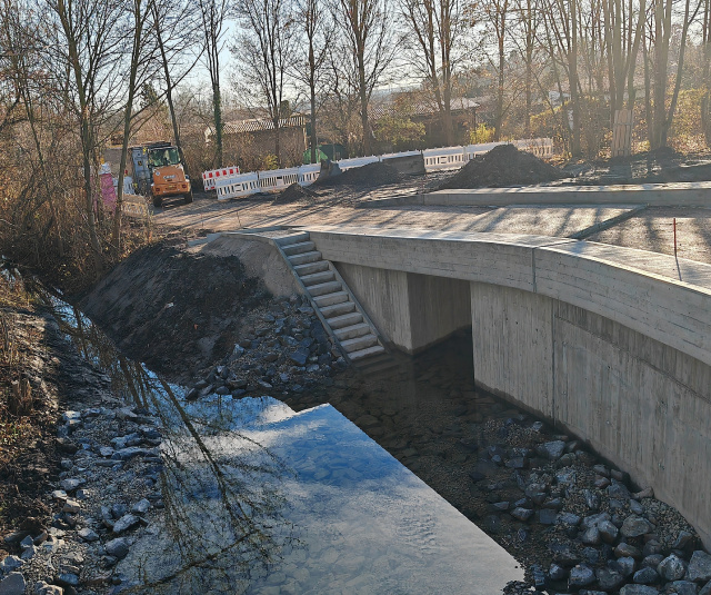 Bauzustand Ersatzneubau Brücke über den Hauptgraben i,Z,d. Biegenweges